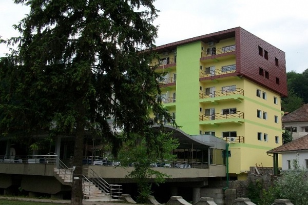 hotel central baile olanesti