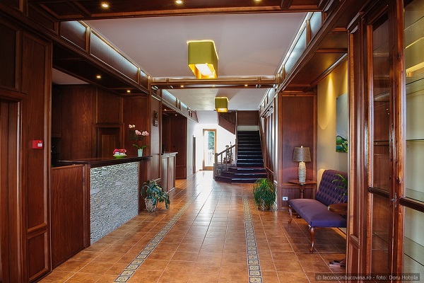 LA CONAC IN BUCOVINA GURA HUMORULUI